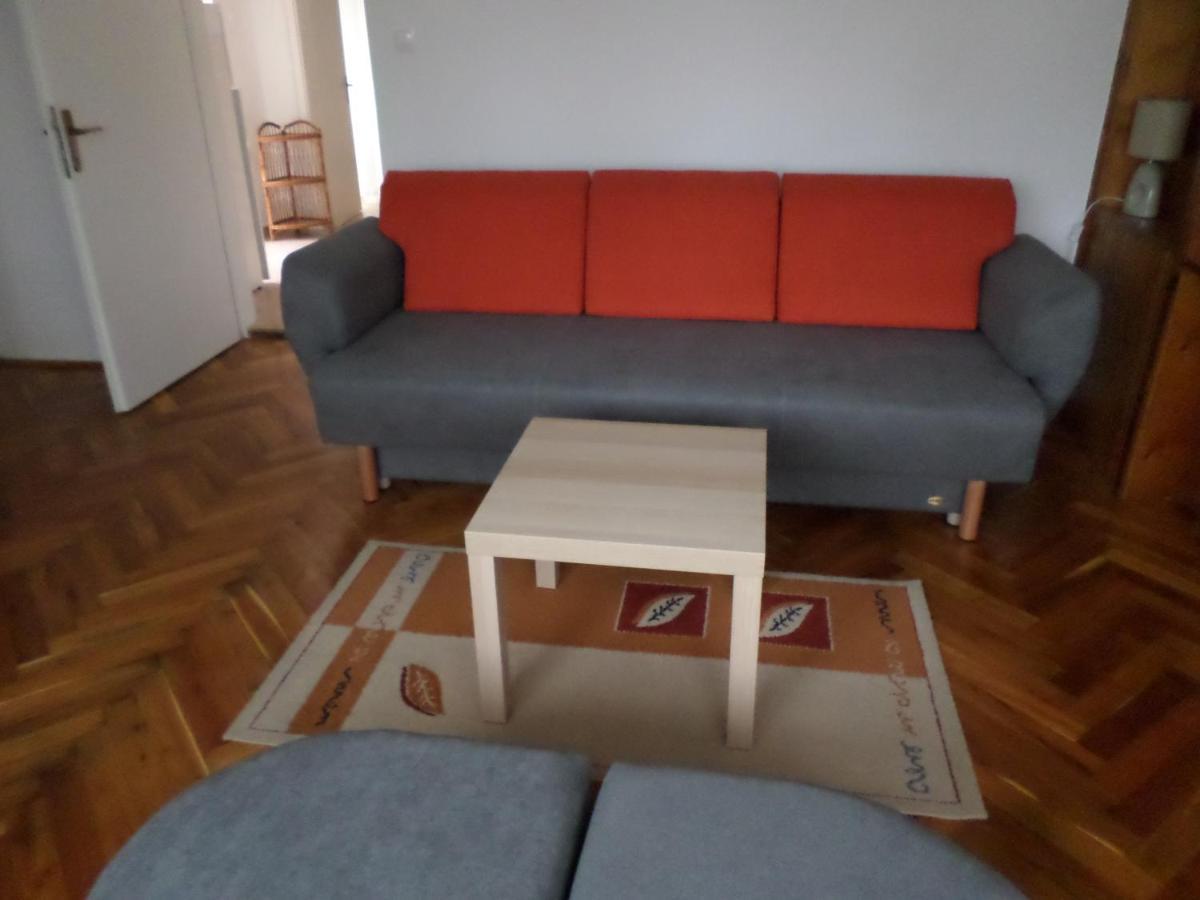 Szabadido Vendeghaz Apartment Revfulop Exterior photo